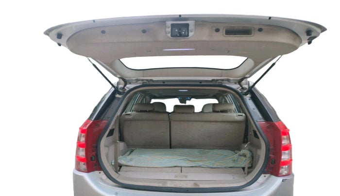 2017 Mahindra XUV500 W10 1.99, Diesel, Manual, 35,357 km, exterior