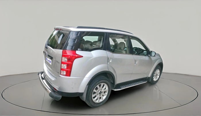 2017 Mahindra XUV500 W10 1.99, Diesel, Manual, 35,357 km, exterior