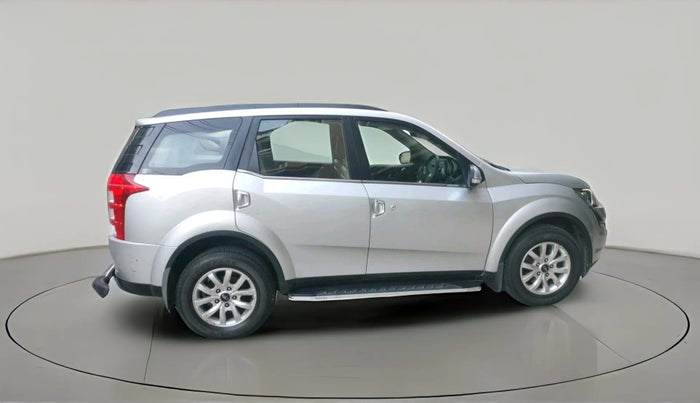 2017 Mahindra XUV500 W10 1.99, Diesel, Manual, 35,357 km, exterior