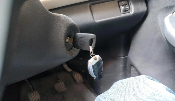 2022 Nissan MAGNITE XE, Petrol, Manual, 40,774 km, interior