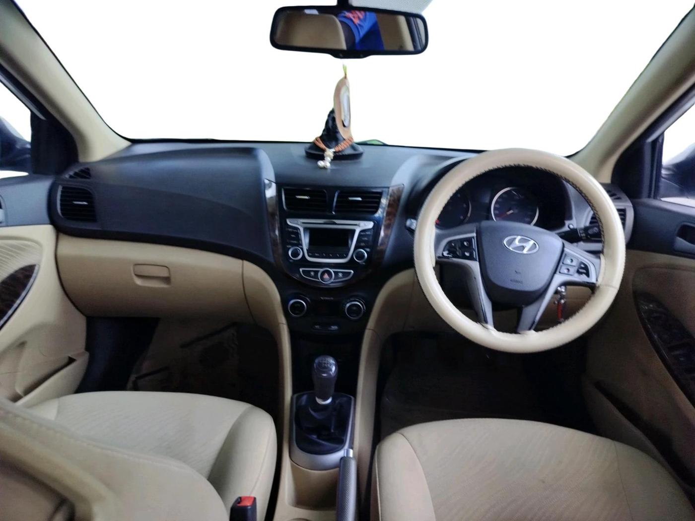 2016 Hyundai Verna 1.6 CRDI S, Diesel, Manual, 1,29,036 km, interior