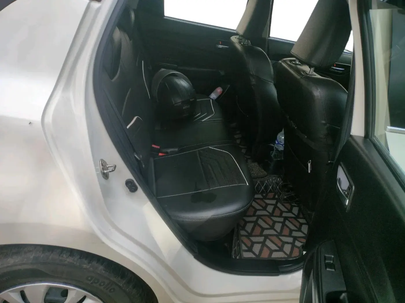 2021 Maruti Swift VXI, Petrol, Manual, 26,752 km, interior