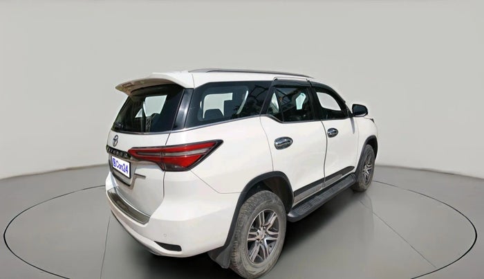 2021 Toyota Fortuner 4X2 MT 2.8 DIESEL, Diesel, Manual, 50,982 km, exterior