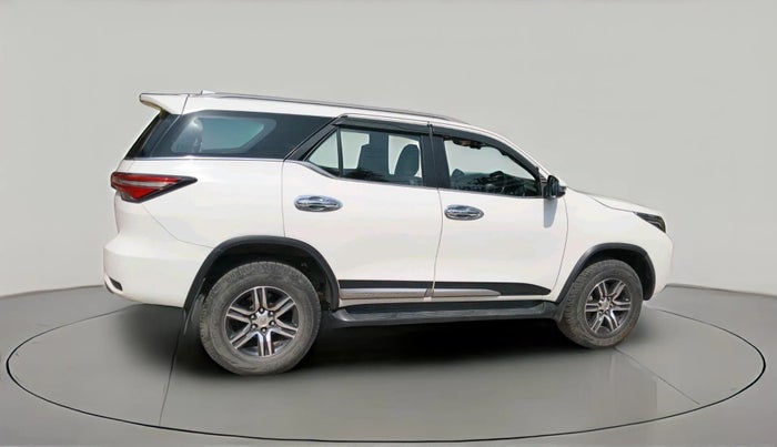 2021 Toyota Fortuner 4X2 MT 2.8 DIESEL, Diesel, Manual, 50,982 km, exterior