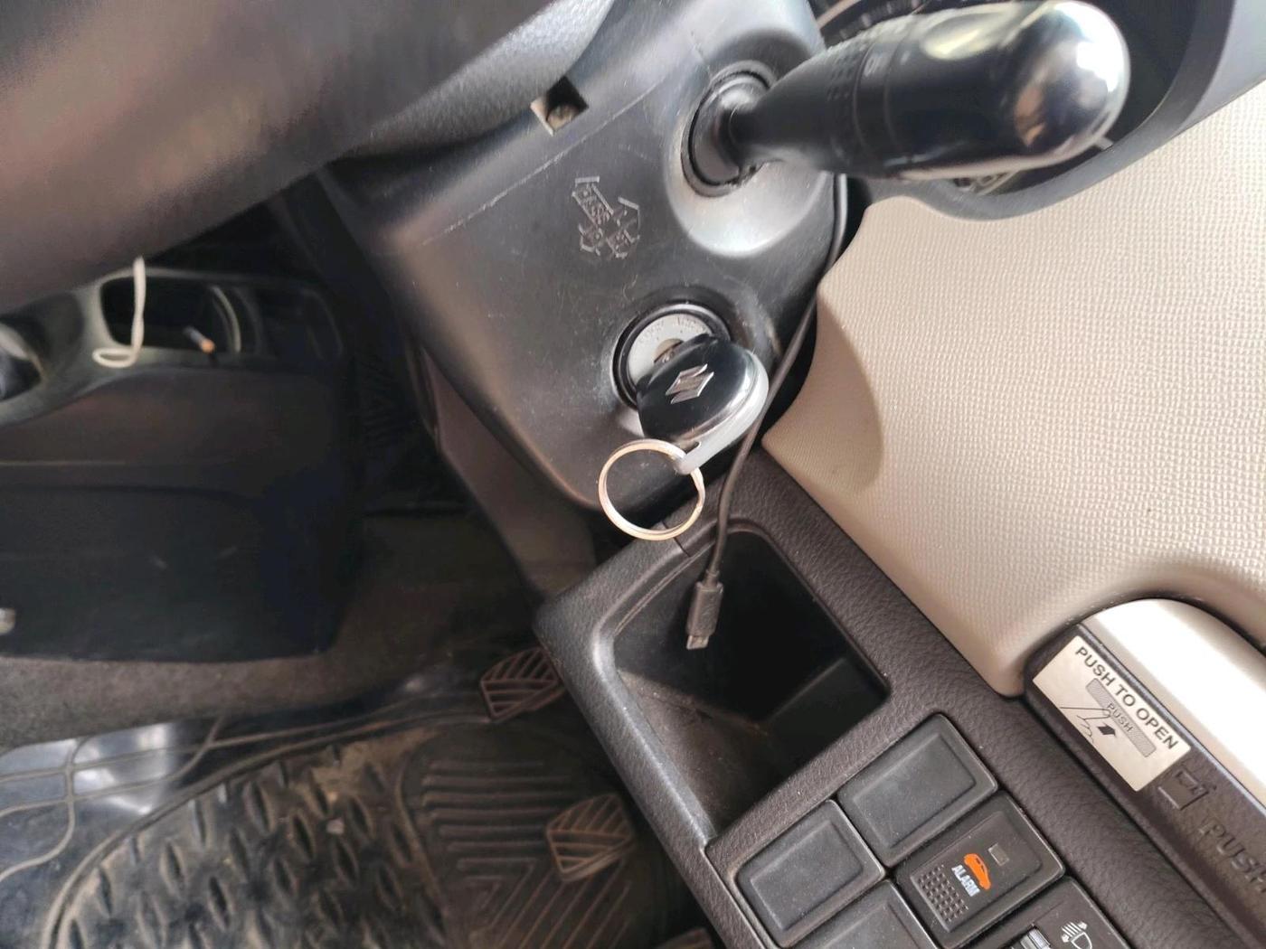 2014 Maruti Wagon R 1.0 VXI, Petrol, Manual, 94,120 km, interior