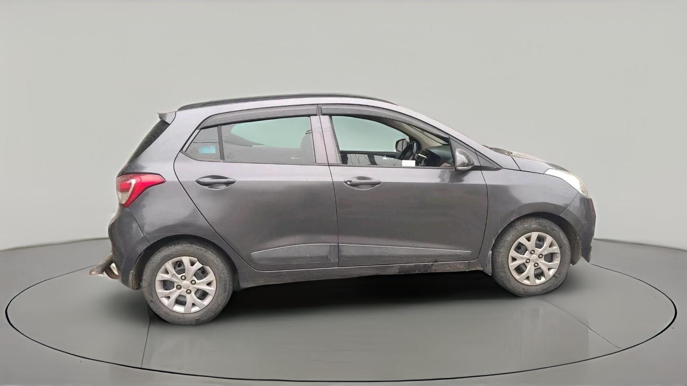 2016 Hyundai Grand i10 SPORTZ 1.1 CRDI, Diesel, Manual, 1,61,155 km, exterior