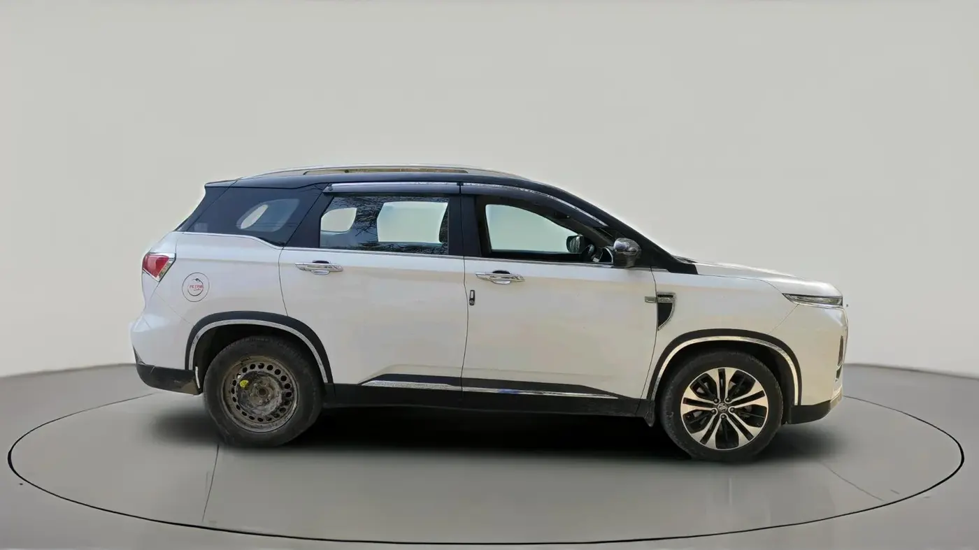 2023 MG HECTOR PLUS SHARP PRO 1.5 TURBO MT 7 STR, Petrol, Manual, 21,757 km, exterior