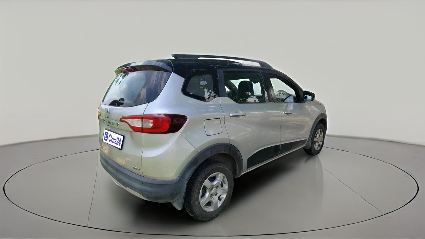 2022 Renault TRIBER RXT AMT, Petrol, Automatic, 80,779 km, exterior
