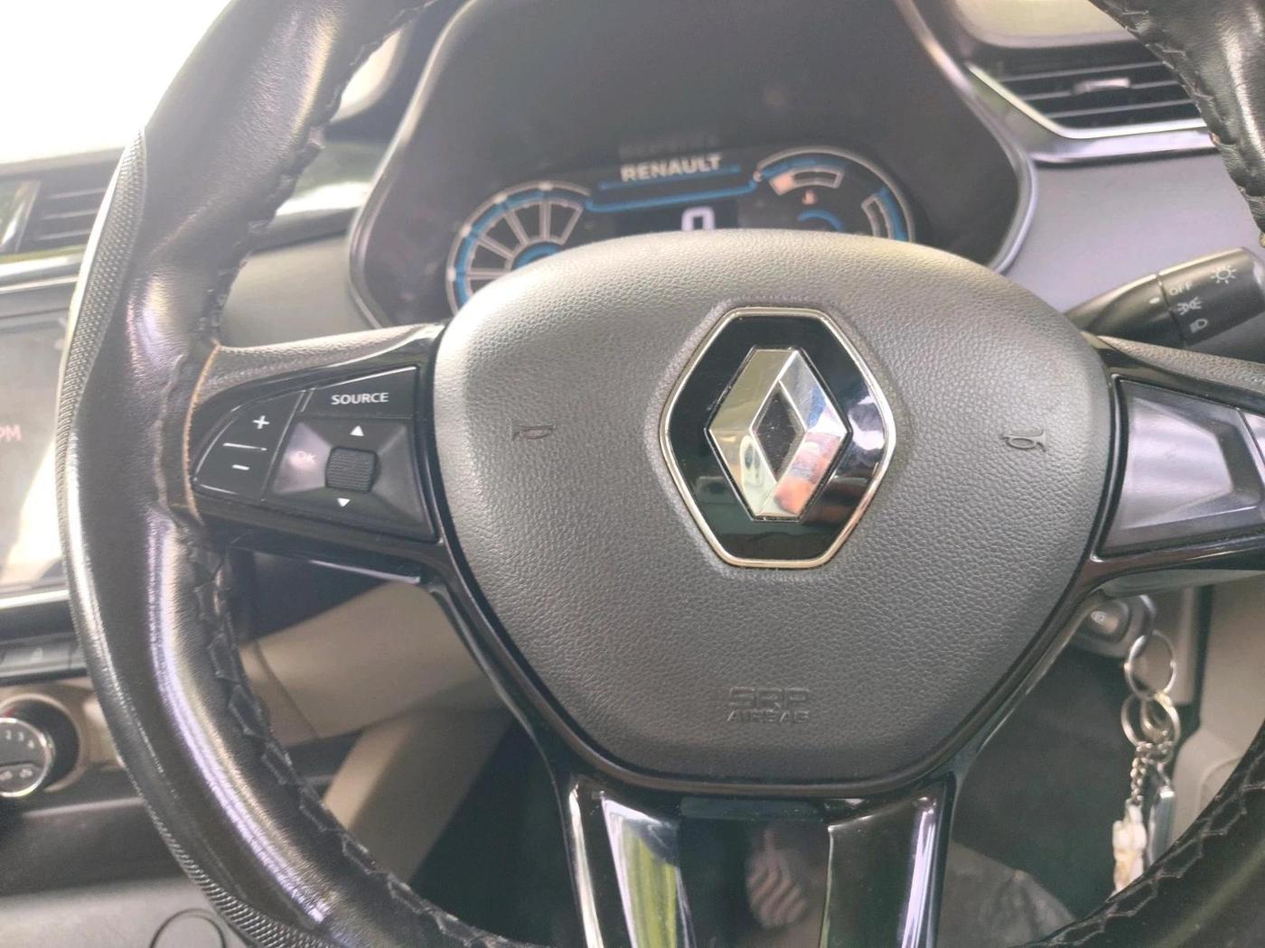 2022 Renault TRIBER RXT AMT, Petrol, Automatic, 80,779 km, interior