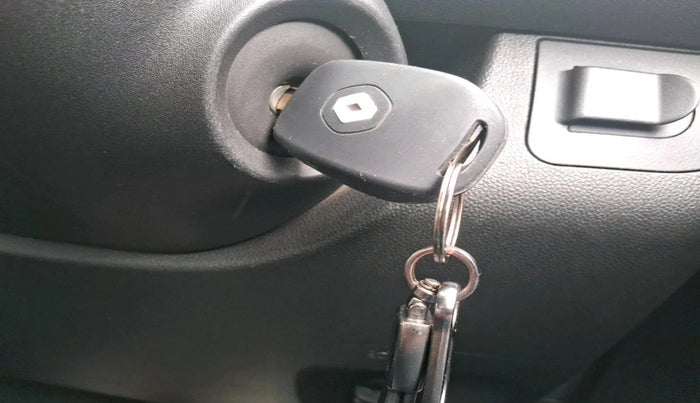 2021 Renault Kwid CLIMBER 1.0 AMT (O), Petrol, Automatic, 25,281 km, interior