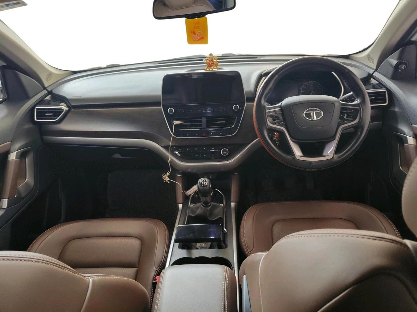 2020 Tata Harrier XZ PLUS 2.0L DUAL TONE, Diesel, Manual, 85,541 km, interior