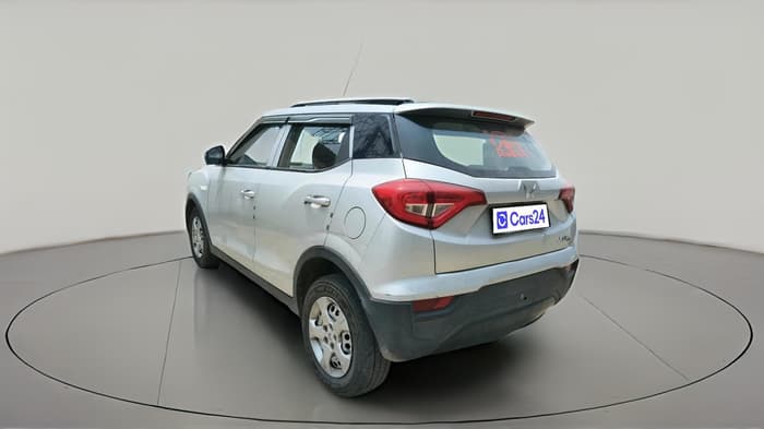 2022 Mahindra XUV300 W4 1.5 DIESEL, Diesel, Manual, 1,59,030 km, exterior