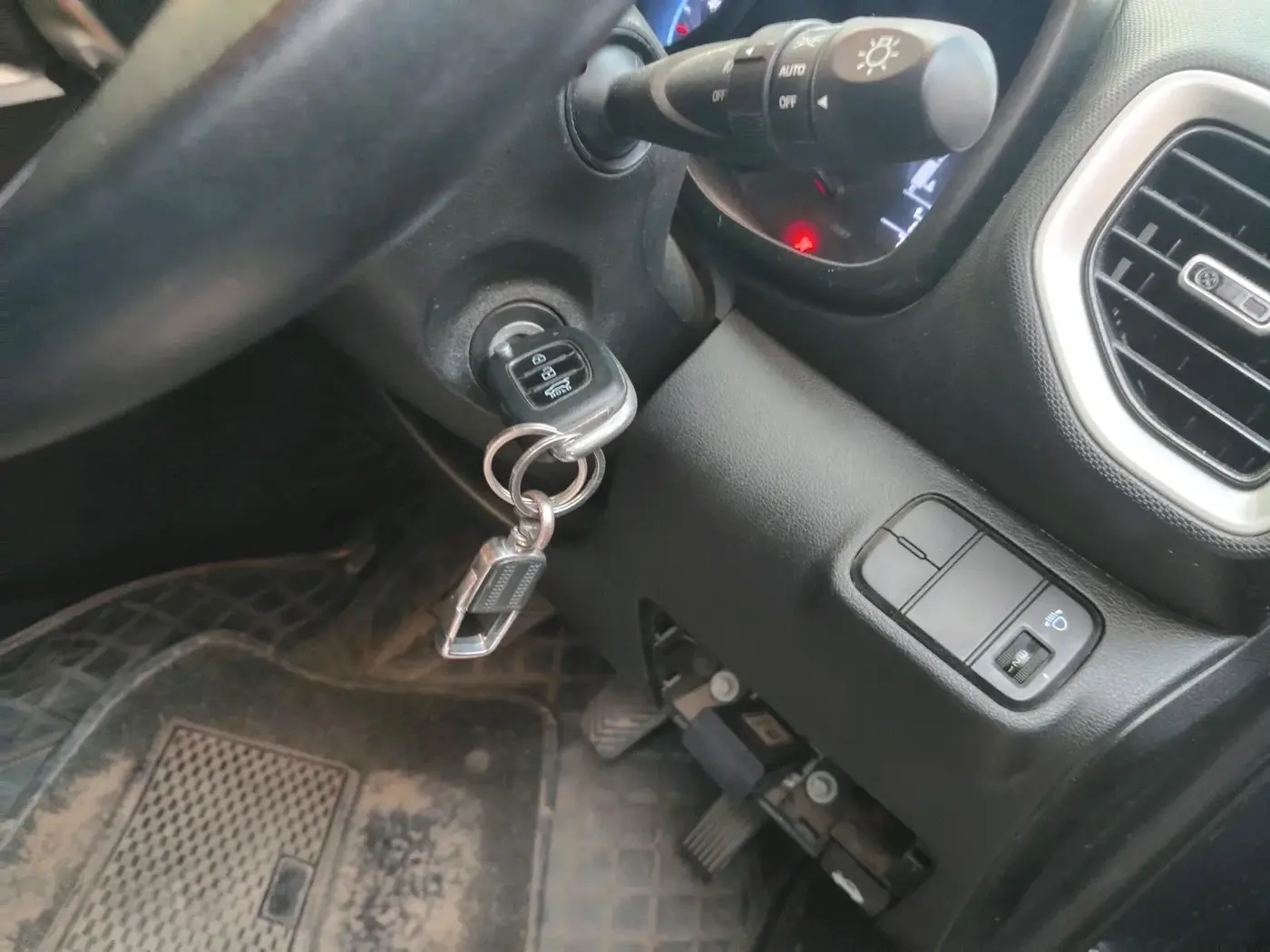 2020 Hyundai VENUE SX 1.5 CRDI, Diesel, Manual, 74,993 km, interior