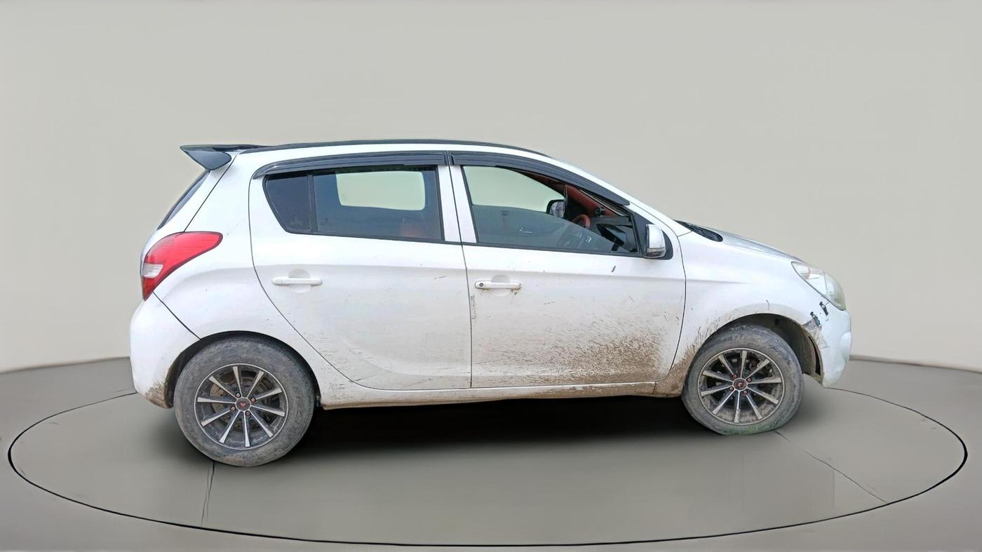 2012 Hyundai i20 SPORTZ 1.2, Petrol, Manual, 80,800 km, exterior