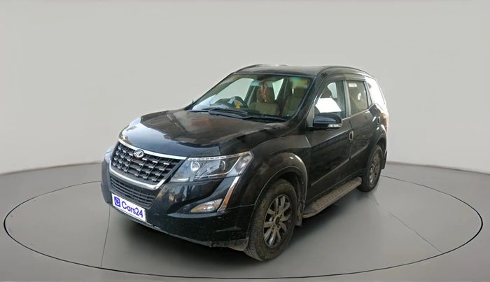 2021 Mahindra XUV500 W9, Diesel, Manual, 23,709 km, exterior