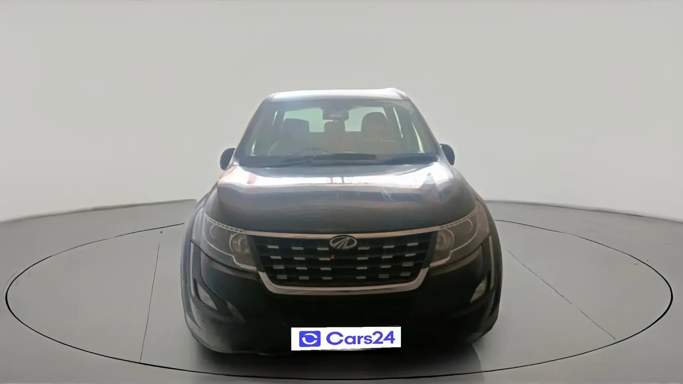 2021 Mahindra XUV500 W9, Diesel, Manual, 23,709 km, exterior