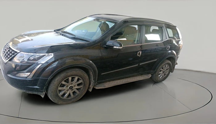 2021 Mahindra XUV500 W9, Diesel, Manual, 23,709 km, exterior