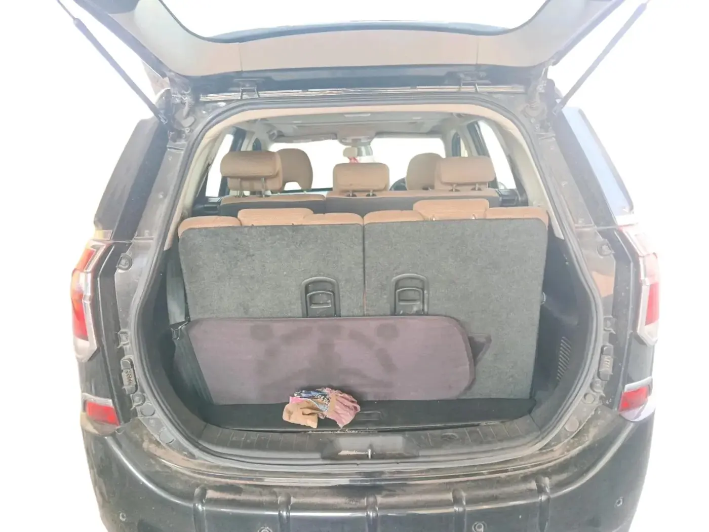 2021 Mahindra XUV500 W9, Diesel, Manual, 23,709 km, exterior