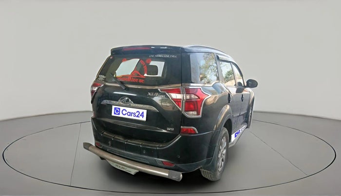 2021 Mahindra XUV500 W9, Diesel, Manual, 23,709 km, exterior