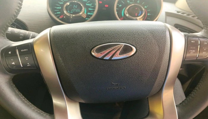 2021 Mahindra XUV500 W9, Diesel, Manual, 23,709 km, interior