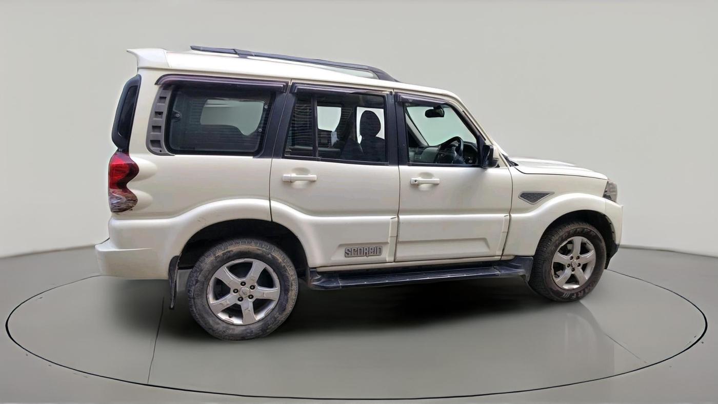 2018 Mahindra Scorpio S11 2WD, Diesel, Manual, 1,92,905 km, exterior