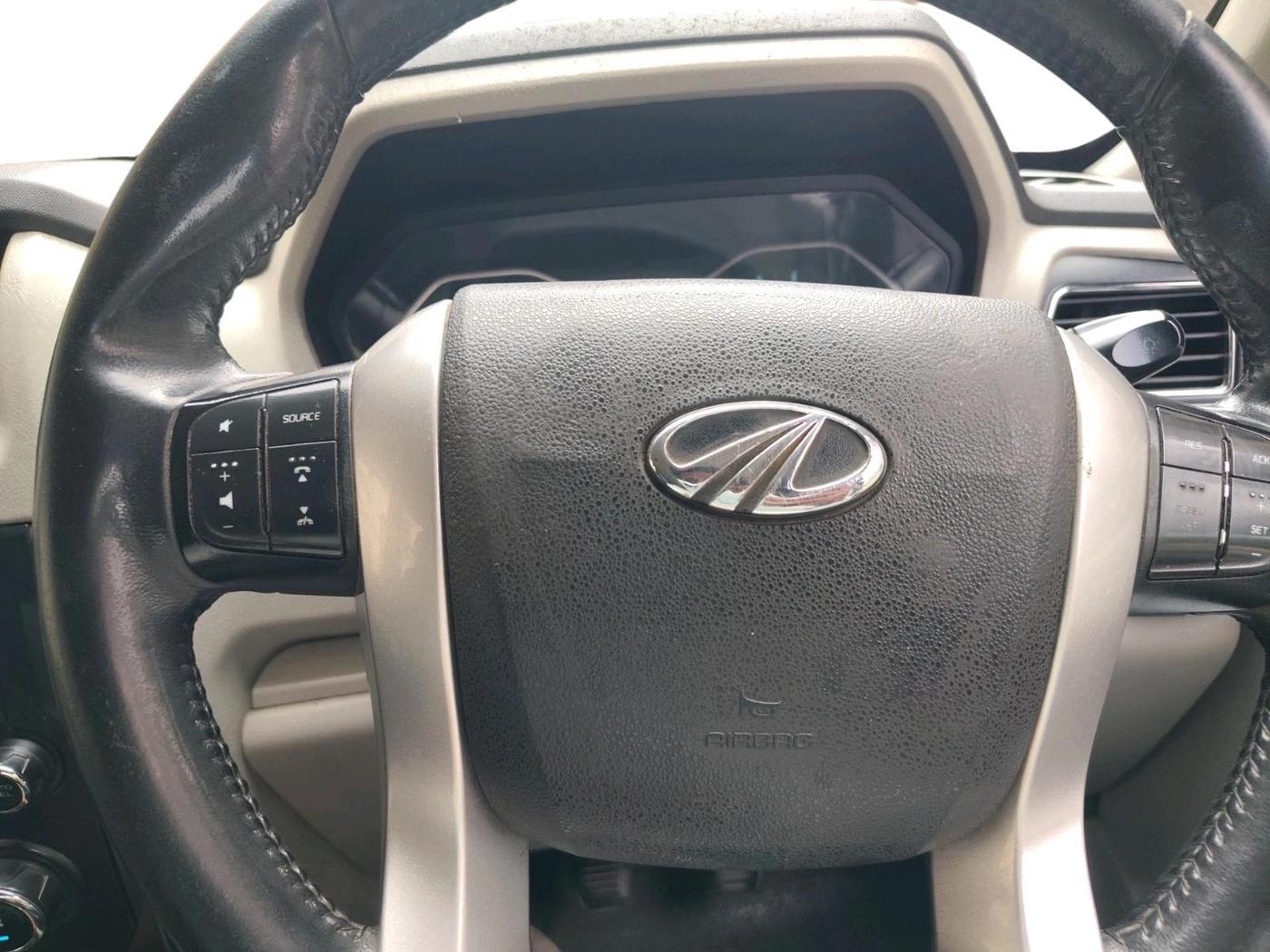 2018 Mahindra Scorpio S11 2WD, Diesel, Manual, 1,92,905 km, interior
