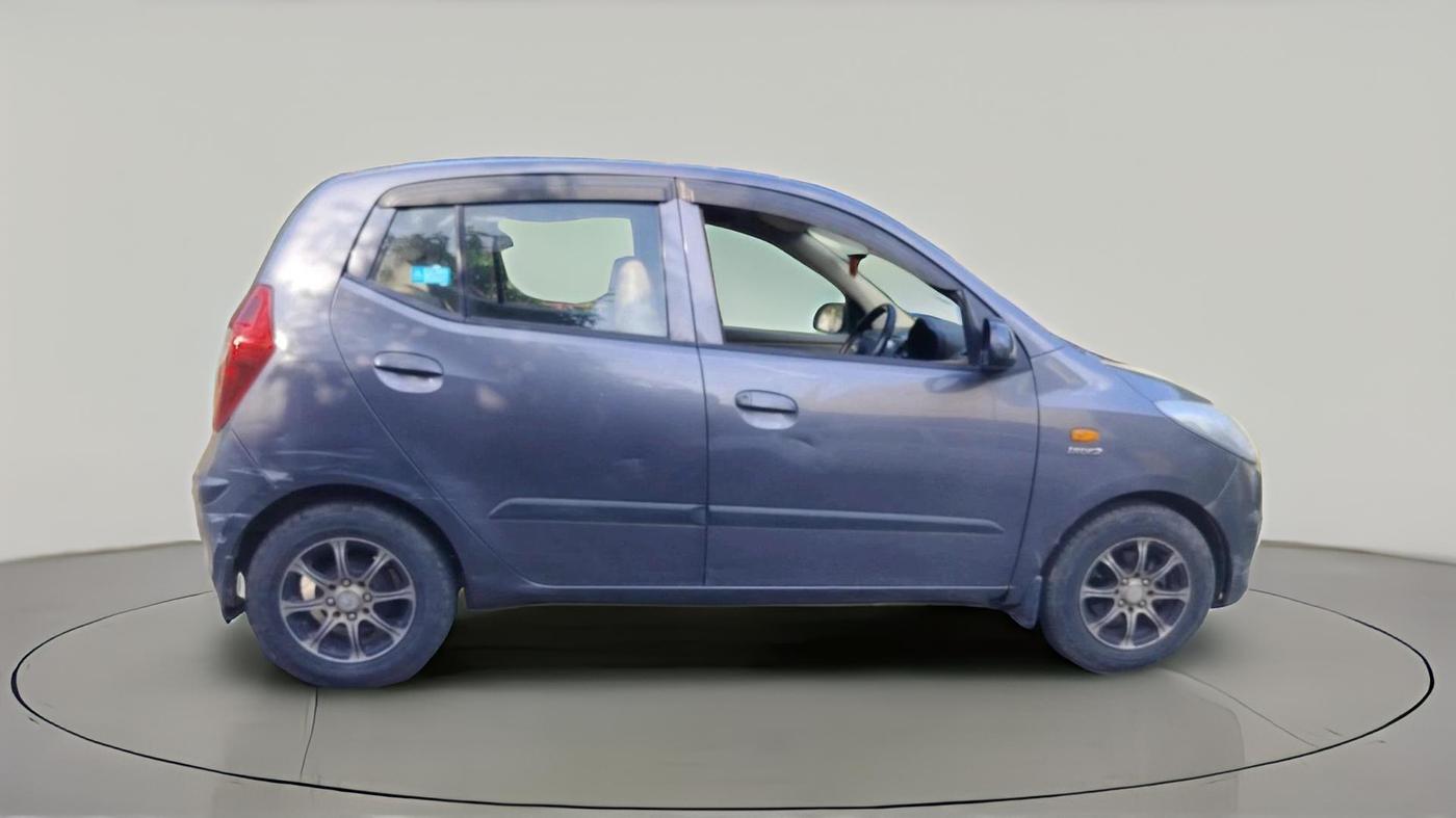 2015 Hyundai i10 SPORTZ 1.1, Petrol, Manual, 92,729 km, exterior