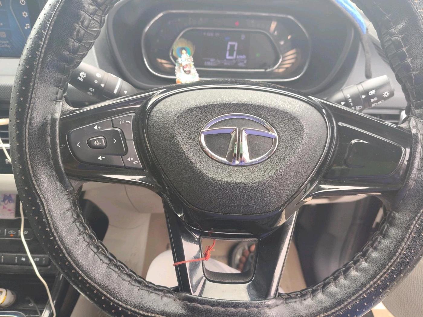 2023 Tata NEXON XZ PLUS PETROL, Petrol, Manual, 69,660 km, interior