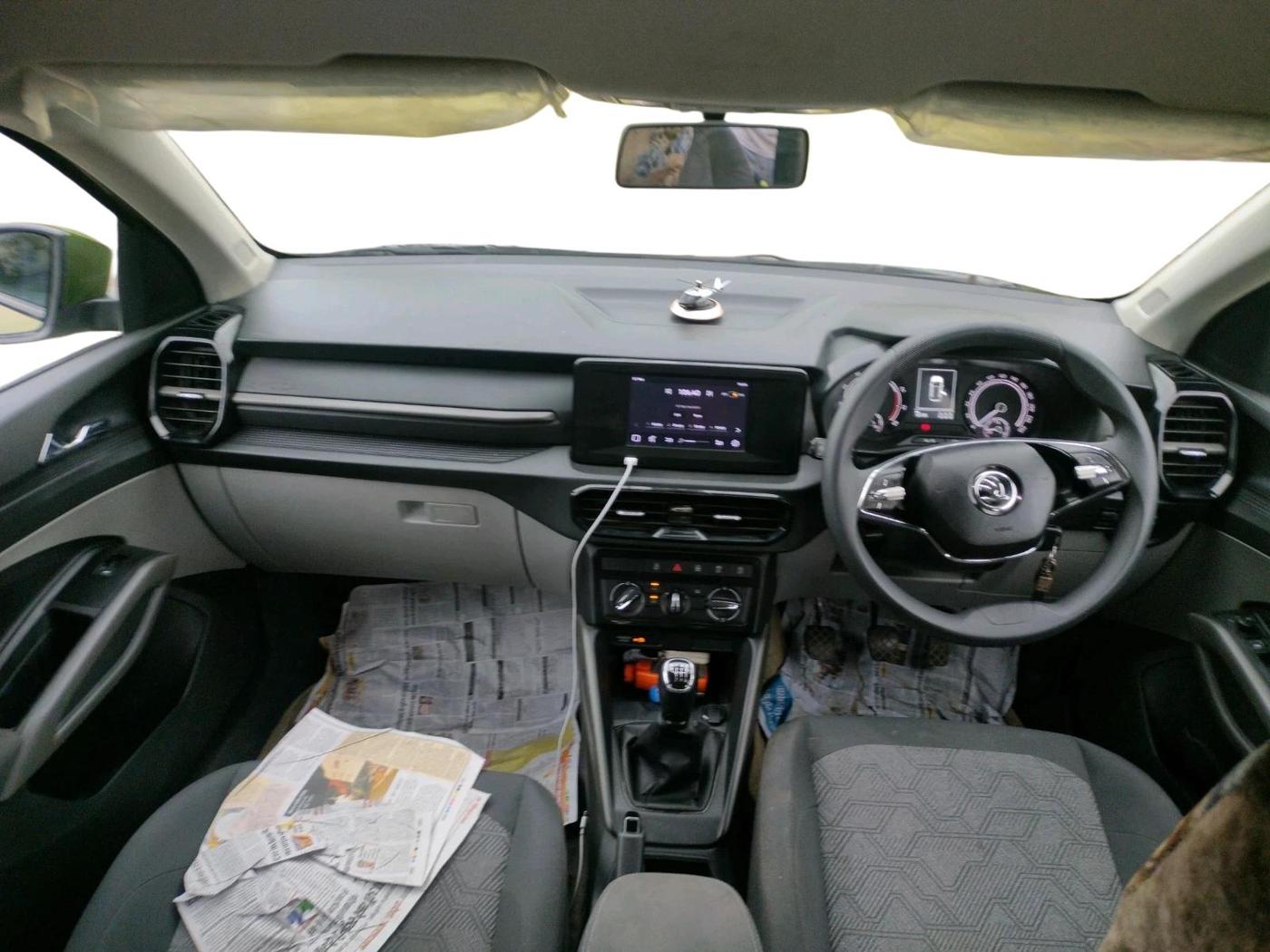 2025 Skoda Kylaq Signature, Petrol, Manual, 32,137 km, interior