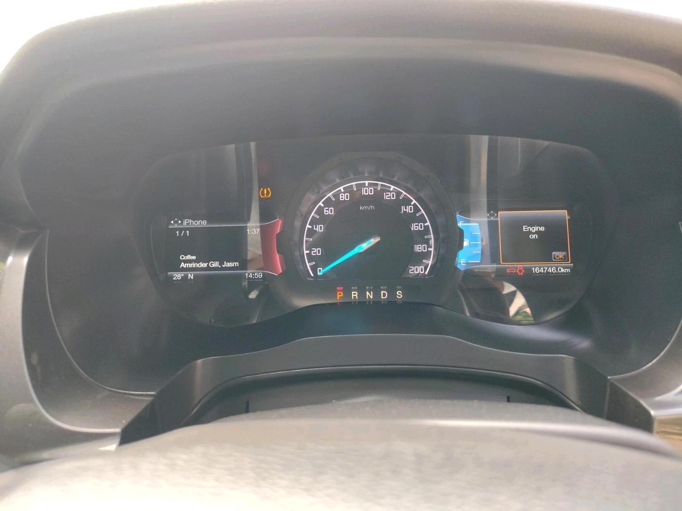 2017 Ford Endeavour TITANIUM 3.2 4X4 AT, Diesel, Automatic, 1,64,746 km, interior
