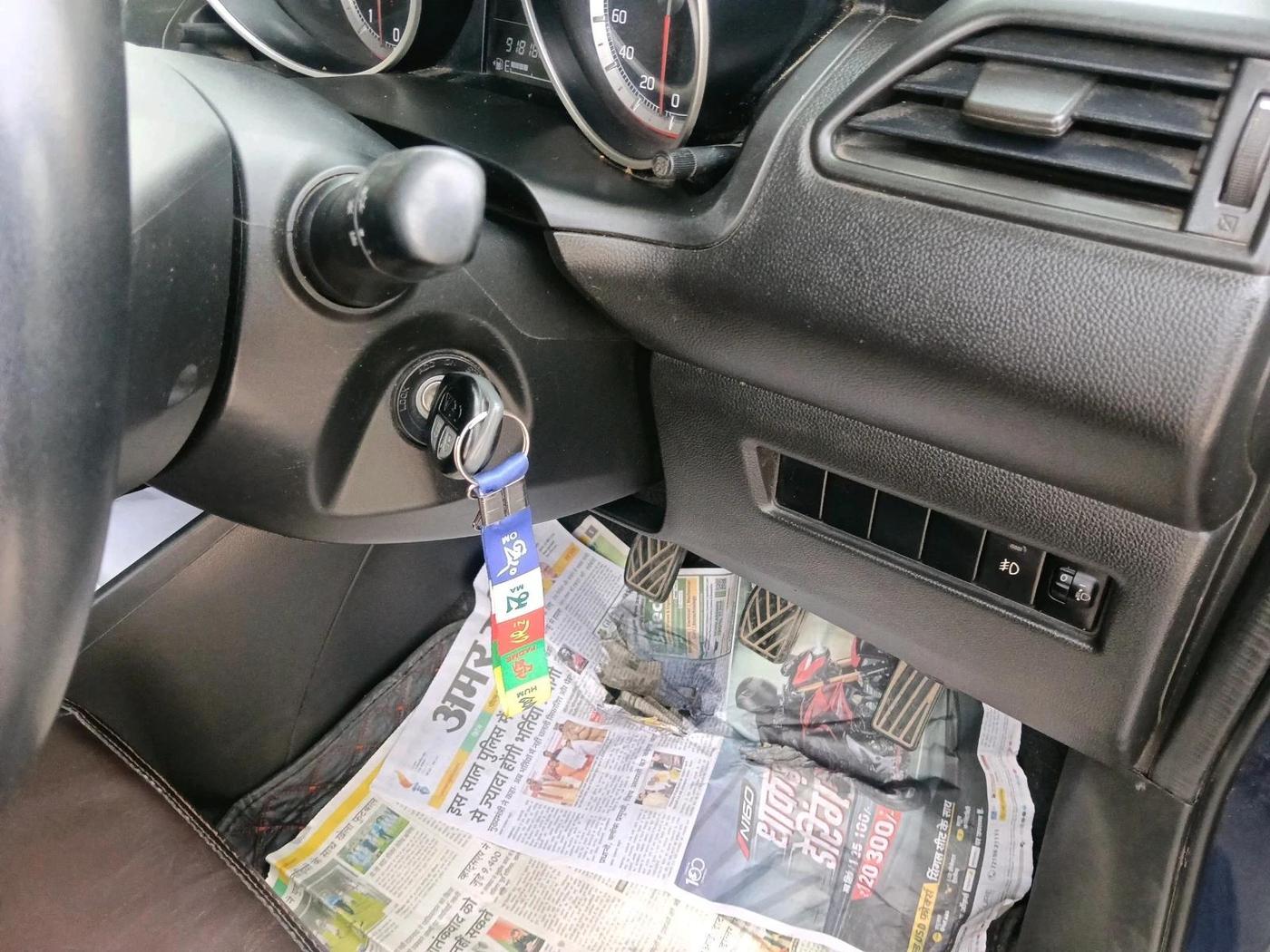 2020 Maruti Swift VXI, Petrol, Manual, 91,816 km, interior