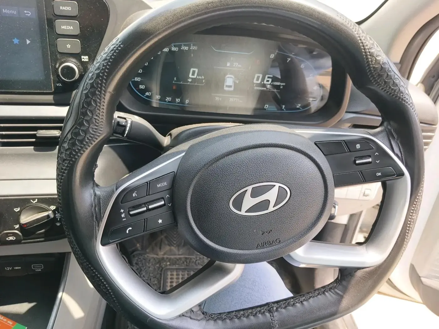 2024 Hyundai NEW I20 MAGNA 1.2 MT, Petrol, Manual, 35,771 km, interior