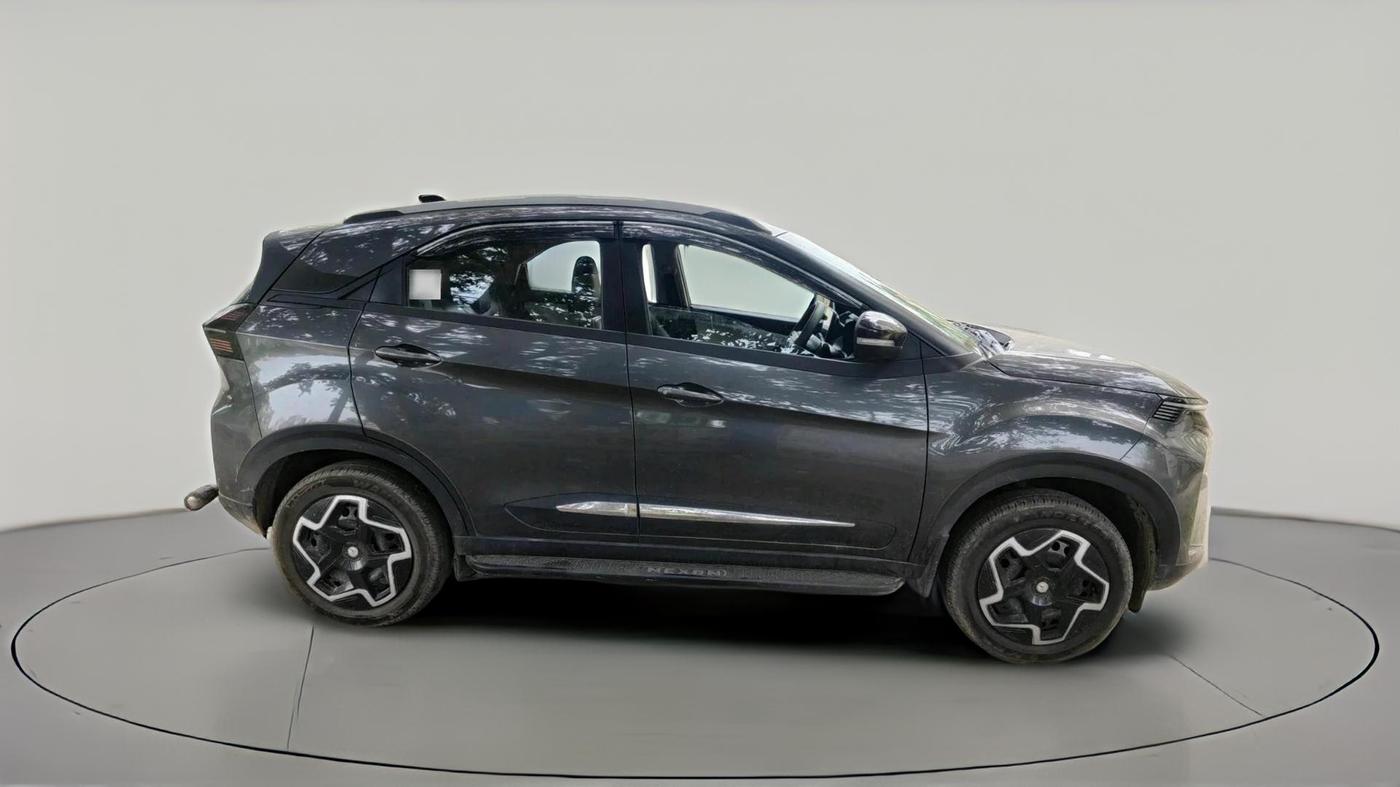 2025 Tata NEXON Pure S 1.2 iCNG, CNG, Manual, 32,341 km, exterior