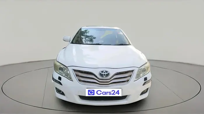 2011 Toyota Camry W4 AT, Petrol, Automatic, 2,25,880 km, exterior