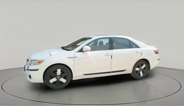 2011 Toyota Camry W4 AT, Petrol, Automatic, 2,25,880 km, exterior