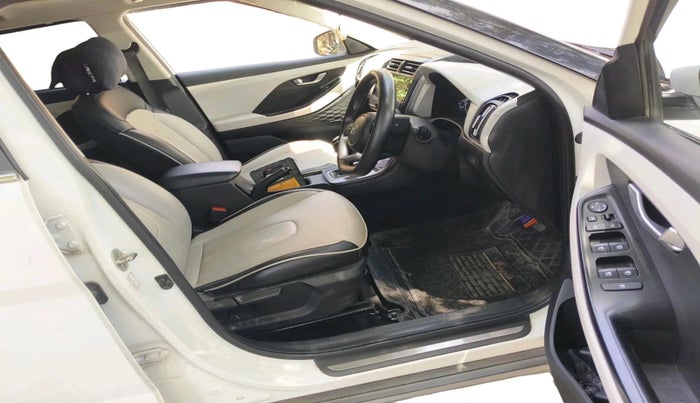 2022 Hyundai Creta SX EXECUTIVE 1.5 PETROL, Petrol, Manual, 28,966 km, interior