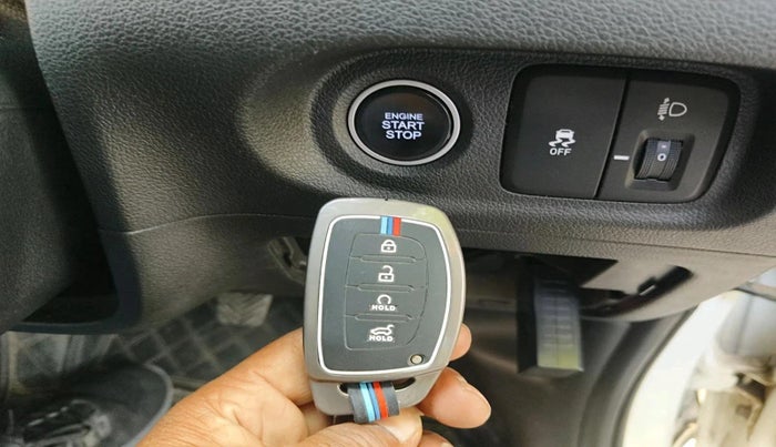 2022 Hyundai Creta SX EXECUTIVE 1.5 PETROL, Petrol, Manual, 28,966 km, interior