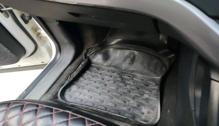 2021 Tata Harrier XM 2.0L KRYOTEC, Diesel, Manual, 91,837 km, interior