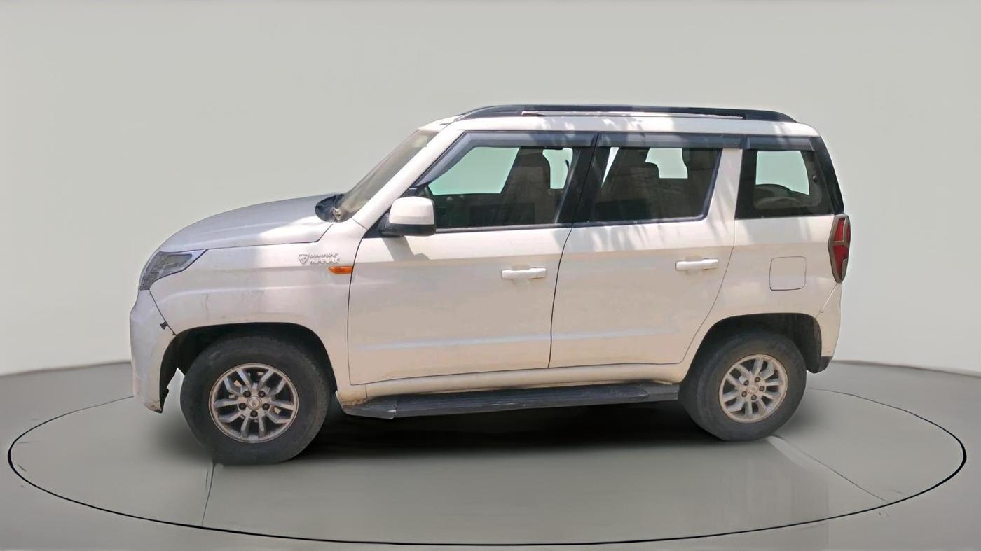 2016 Mahindra TUV300 T8, Diesel, Manual, 1,15,952 km, exterior