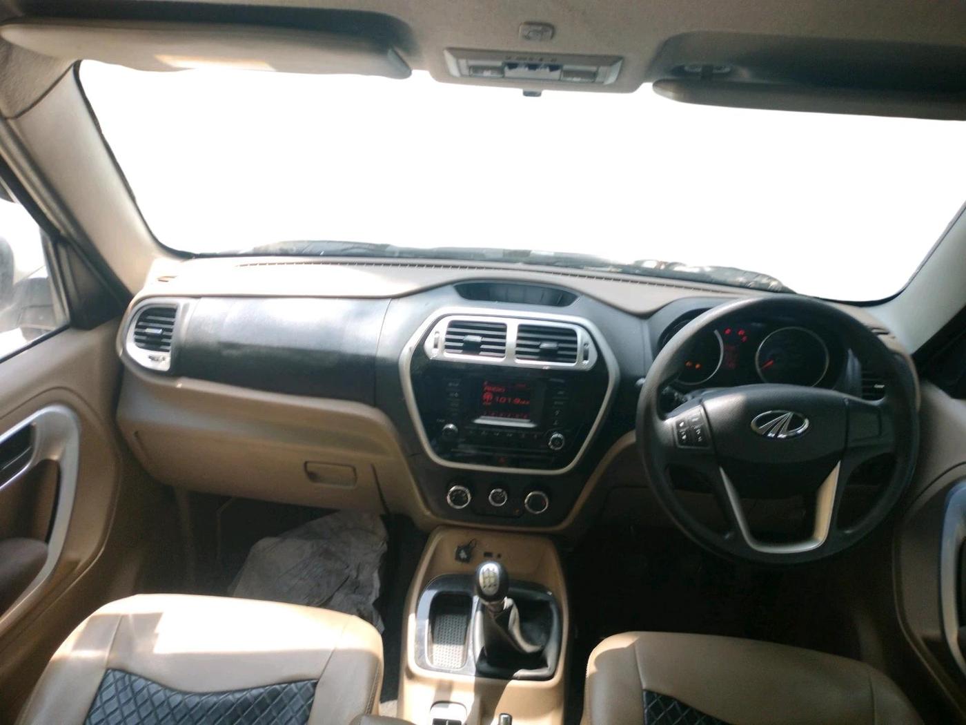 2016 Mahindra TUV300 T8, Diesel, Manual, 1,15,952 km, interior
