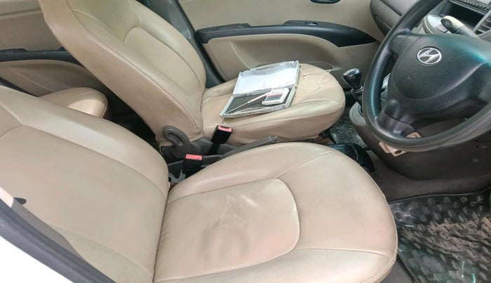 2011 Hyundai i10 MAGNA 1.2, Petrol, Manual, 97,440 km, interior