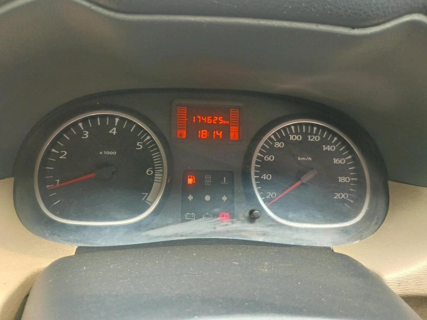 2014 Renault Duster 110 PS RXZ DIESEL, Diesel, Manual, 1,74,625 km, interior