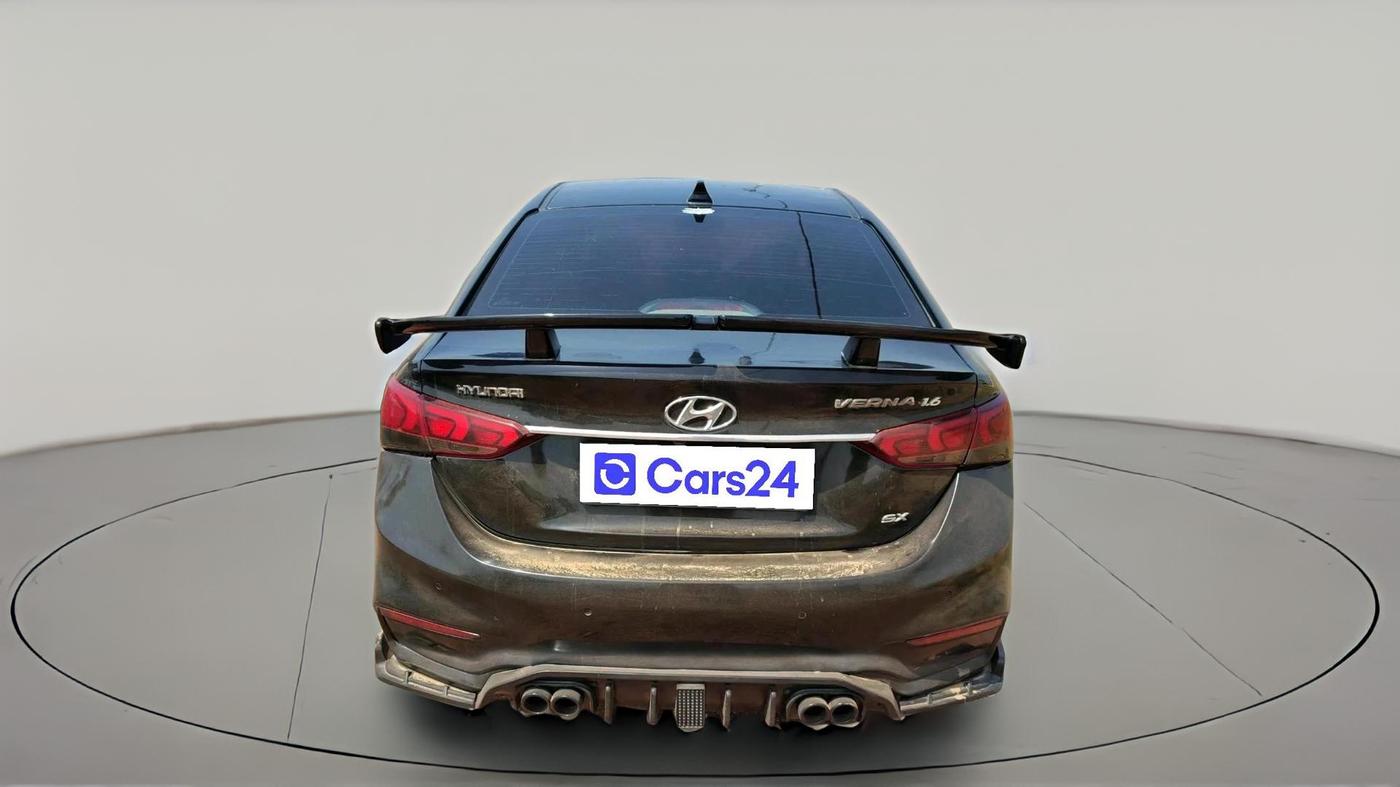 2018 Hyundai Verna 1.6 VTVT SX, Petrol, Manual, 93,691 km, exterior