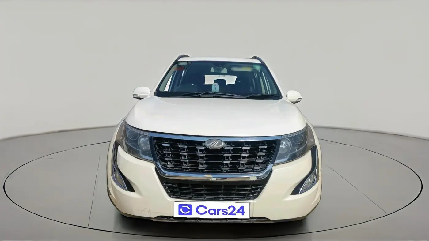 2018 Mahindra XUV500 W9, Diesel, Manual, 98,624 km, exterior