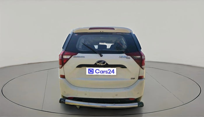 2018 Mahindra XUV500 W9, Diesel, Manual, 98,624 km, exterior