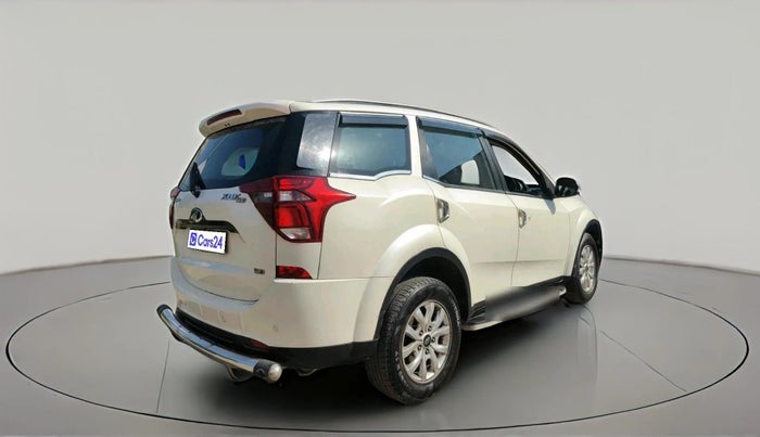 2018 Mahindra XUV500 W9, Diesel, Manual, 98,624 km, exterior
