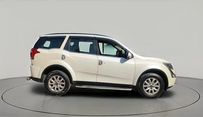2018 Mahindra XUV500 W9, Diesel, Manual, 98,624 km, exterior