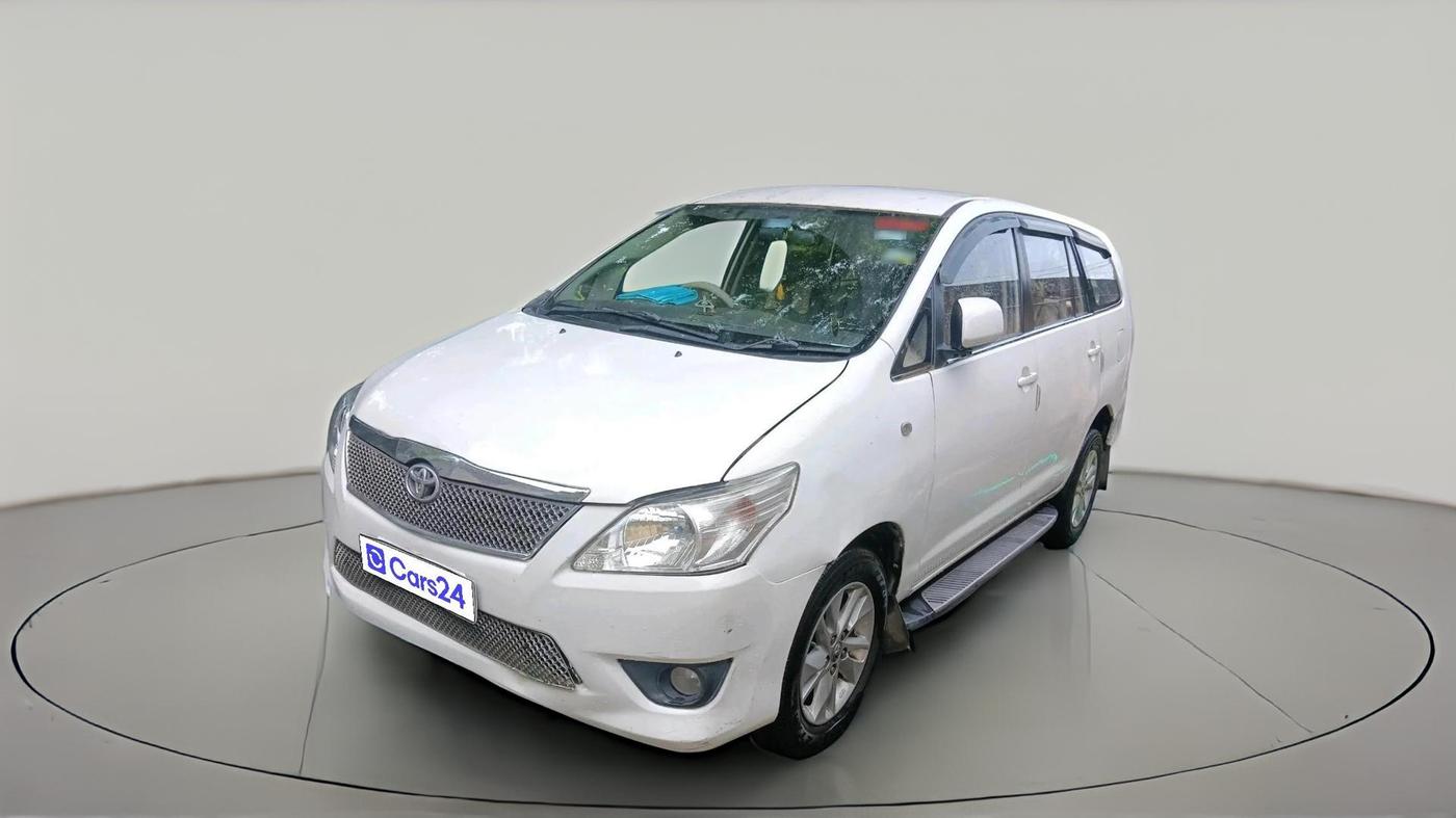 2014 Toyota Innova 2.5 G2 7STR, Diesel, Manual, 2,09,091 km, exterior