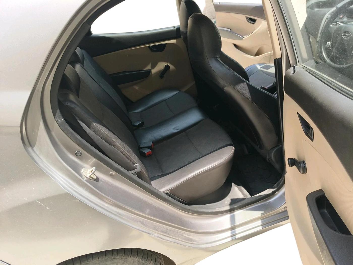 2013 Hyundai Eon MAGNA +, Petrol, Manual, 58,379 km, interior