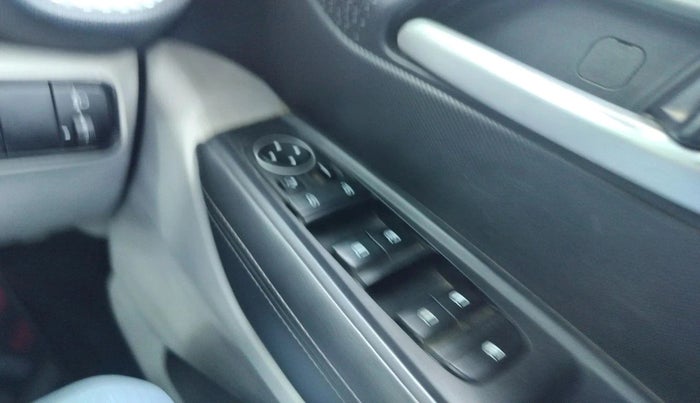 2020 KIA SONET HTX 1.0 IMT, Petrol, Manual, 65,687 km, interior